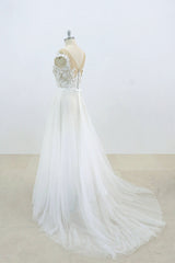 Handmade Ivory Round Neck Lace Tulle Long Handmade Wedding Dress Ivory Lace Bridal Gown