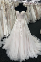 Handmade Unique Sweetheart Neck Tulle Lace Long Handmade Wedding Dress Tulle Bridal Gown