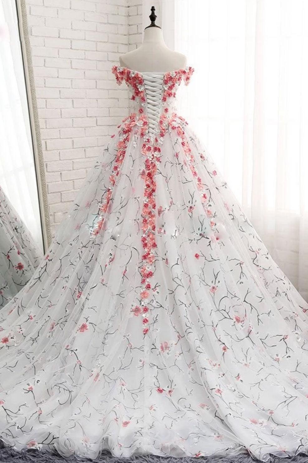 Handmade Wedding Dress Ivory Tulle 3D Appliques Long Evening Dress