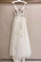 Handmade Wedding Dress Ivory V Neck Tulle Lace Long Evening Dress