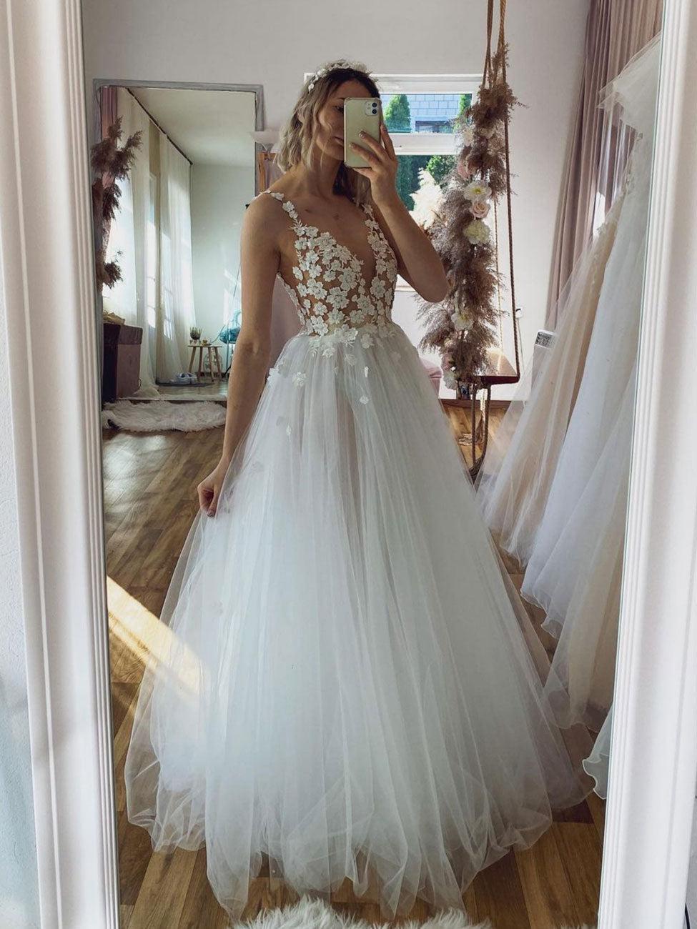 Handmade Wedding Dress Ivory V Neck Tulle Lace Long Formal Dress Evening Dress