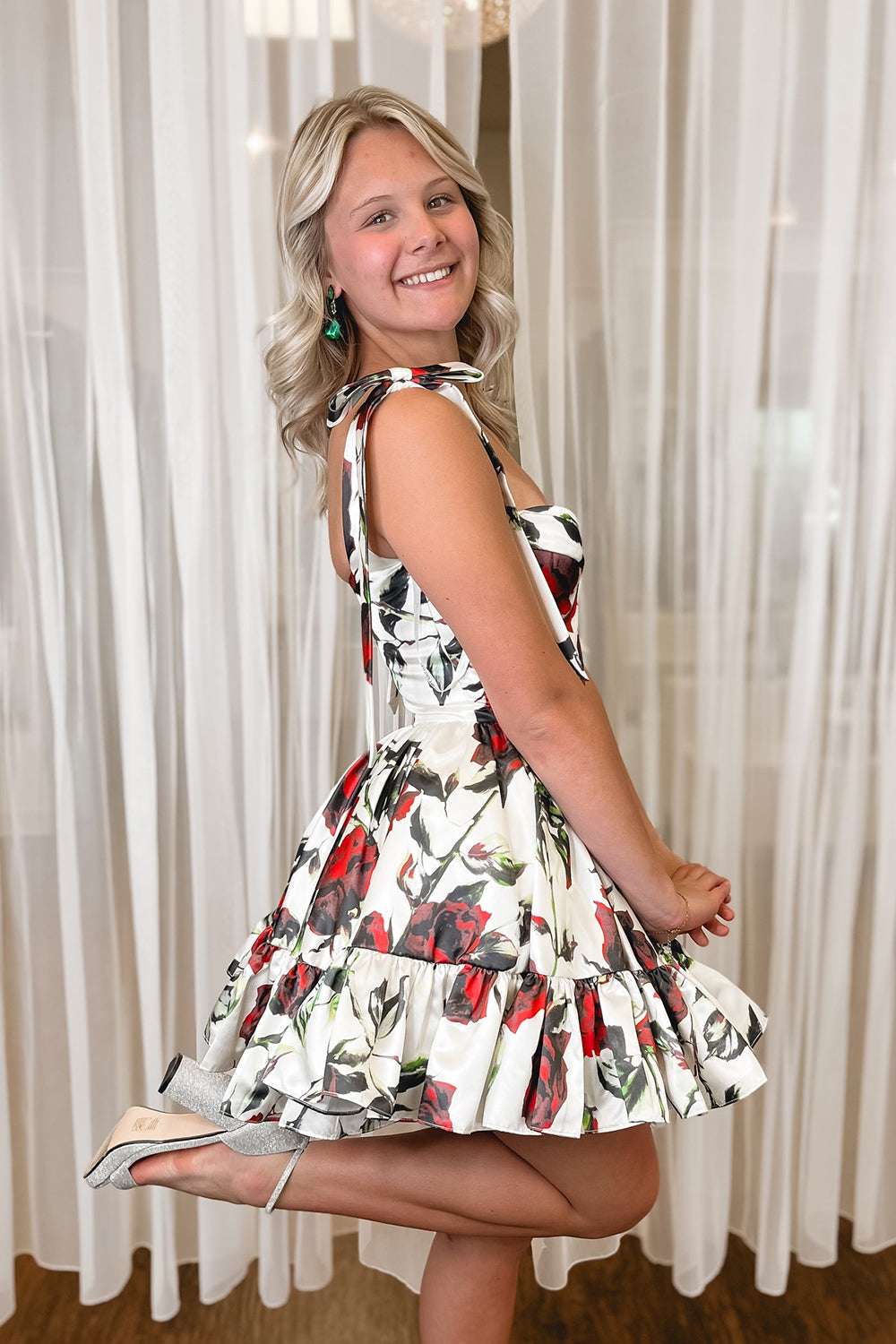 Homecoming Dresses Red Homecoming Dresses Flower A Line Short Cocktail Dresses With Ruffles