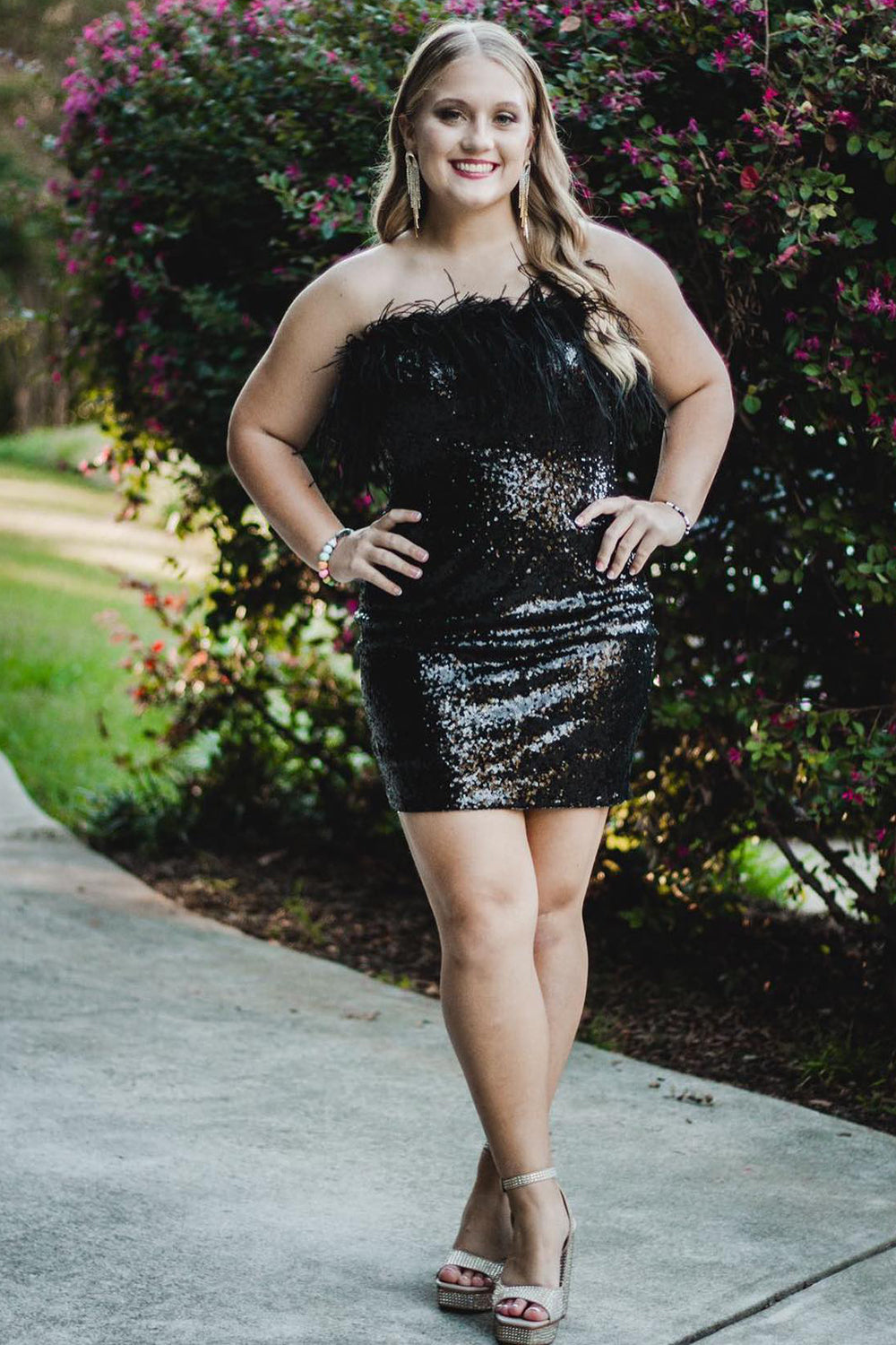Homecoming Dresses Strapless Cocktail Dresses with Feathers