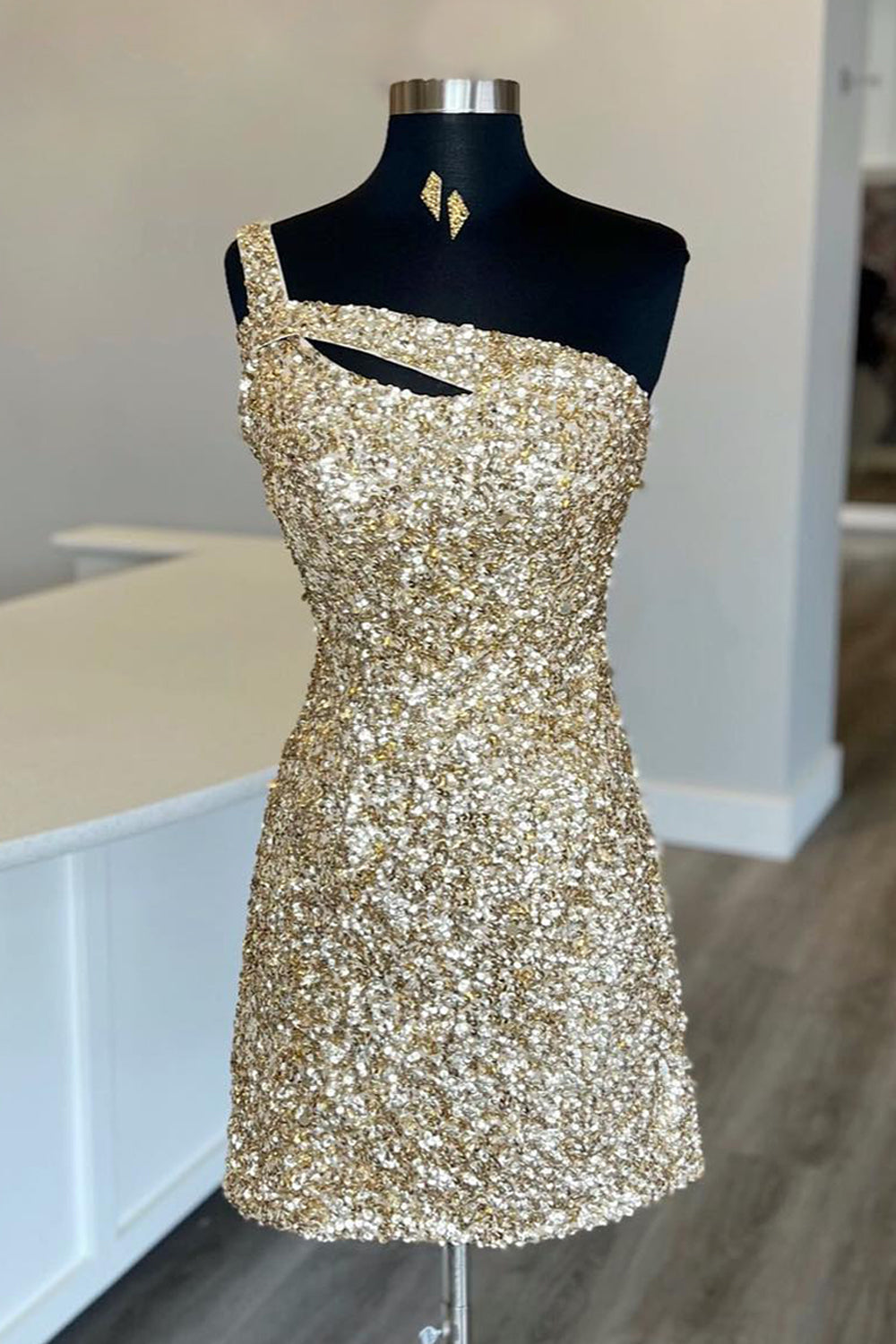 Hot Pink Homecoming Dresses Open Back One Shoulder Tight Sequin Cocktail Dresses
