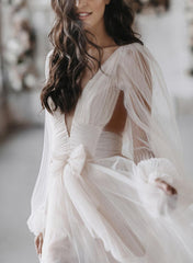 Ivory A Line Tulle Beach Wedding Dress Long Sleeves Bridal Dress