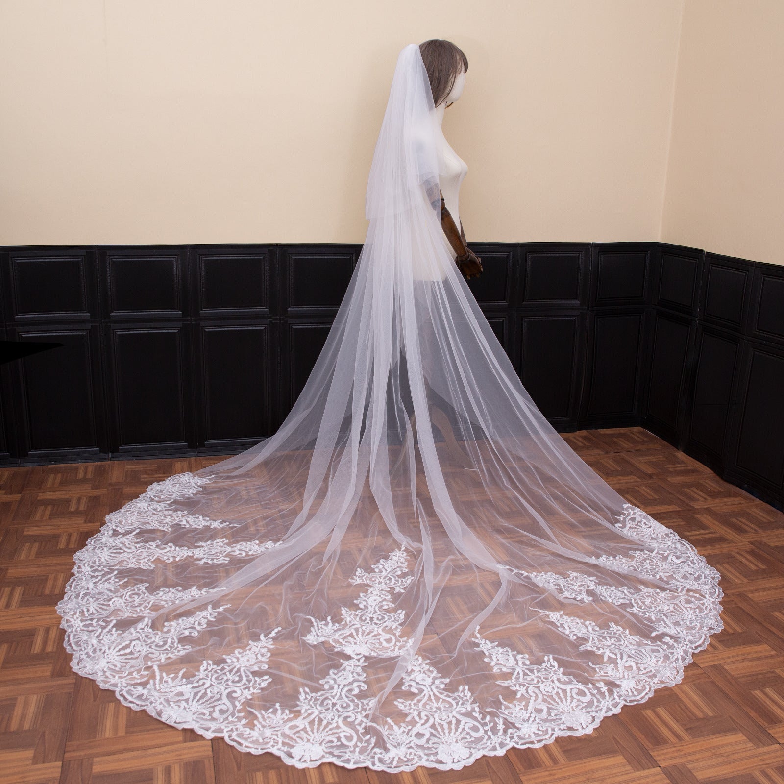 Ivory Long Wedding Veil