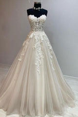 Ivory Prom Dress Sweetheart Neck Tulle Lace Long Formal Gown Evening Dress