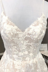 Ivory Spaghetti Straps Wedding Dress Tulle Lace Appliqued Bridal Gown