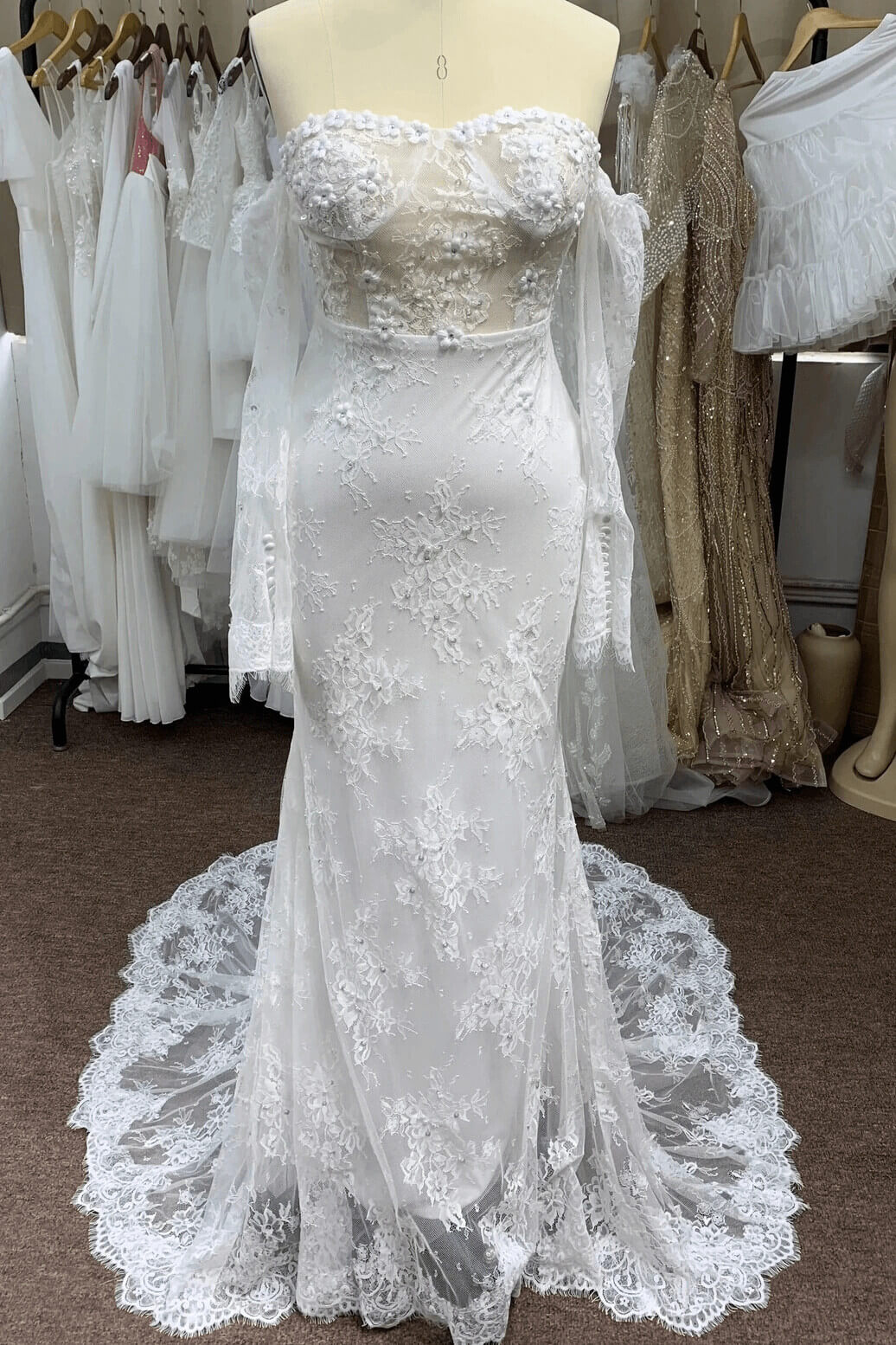Ivory Sweetheart Wedding Dress Ivory Lace Appliqued Mermaid Bridal Gown with Detachable Sleeves