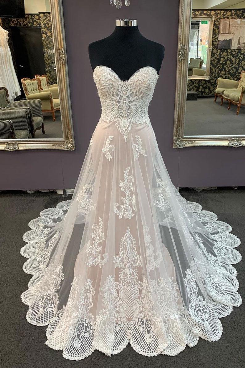 Ivory and Champagne Wedding Dress Tulle Lace Sweetheart Bridal Gown