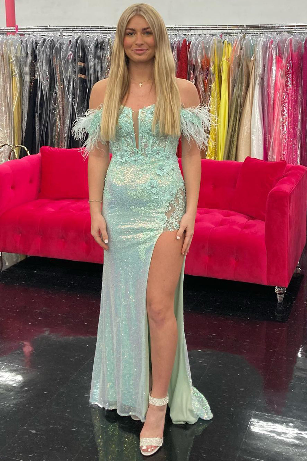 Lavender Prom Dress Appliques Mermaid Evening Dress with Feathers