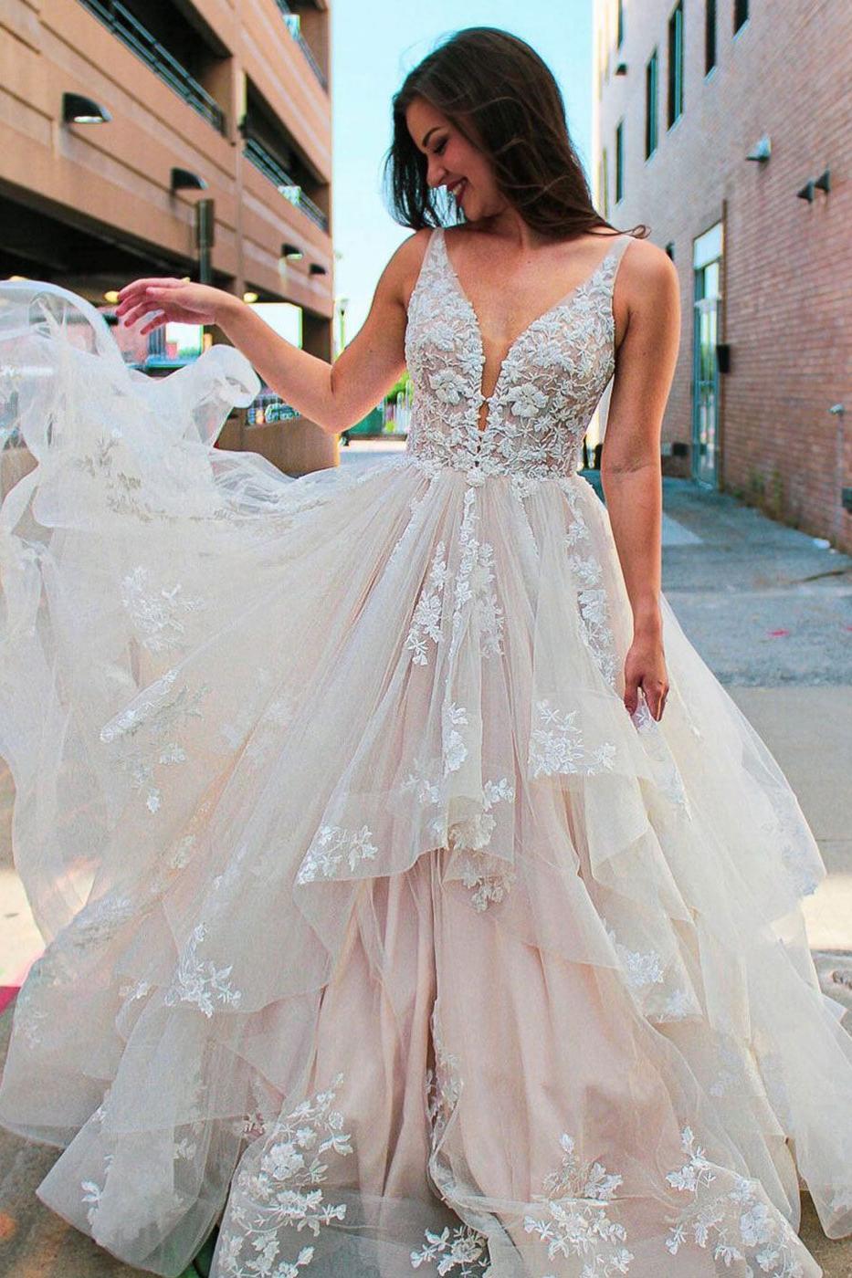 Light Champagne Prom Dress V Neck Tulle Lace Long Evening Dress