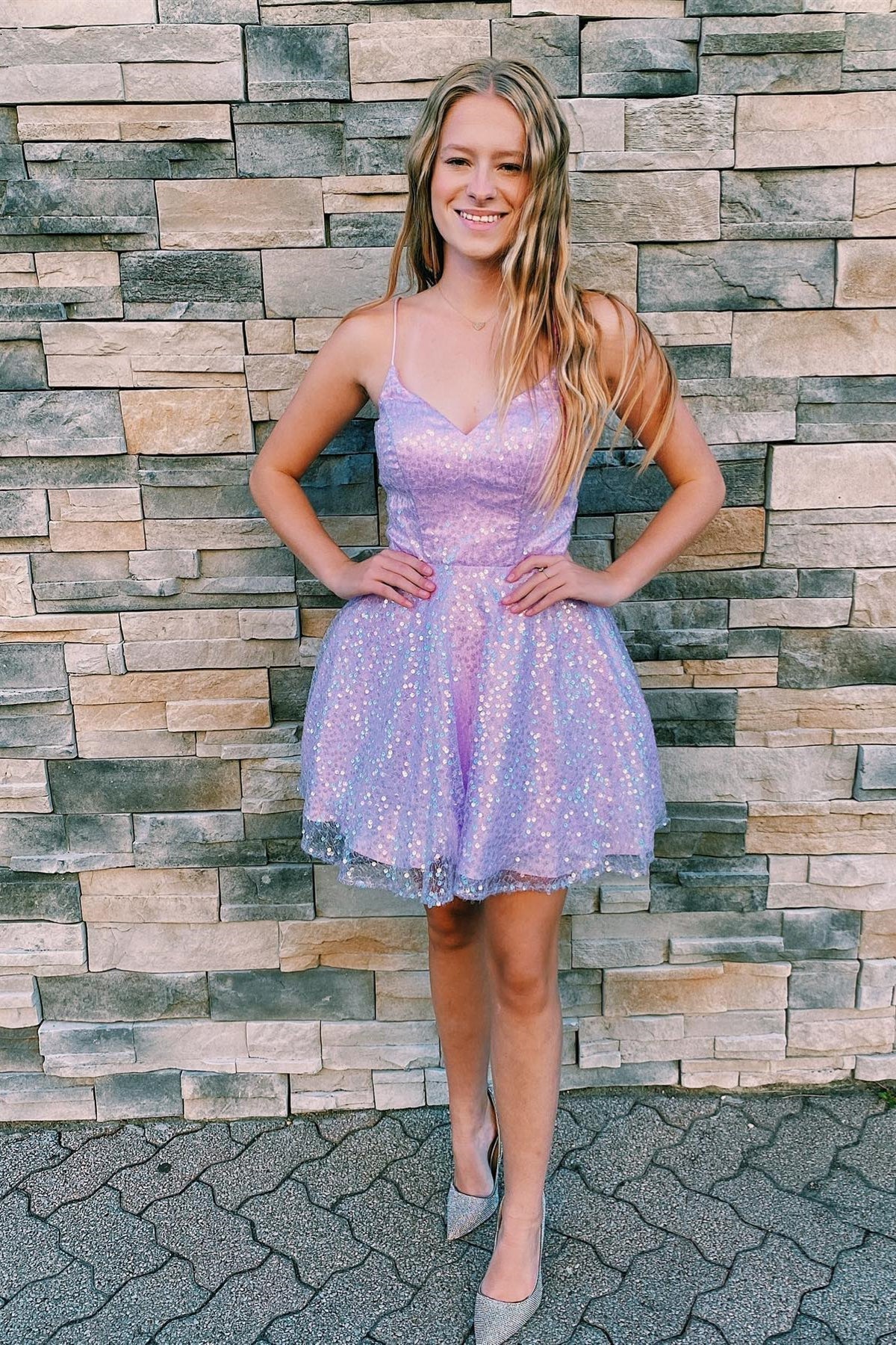 Lilac Homecoming Dress A Line Sequin Straps V Neck Short Party Cocktail Dress
