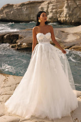 Long Ivory A Line Wedding Dress Strapless Appliques Tulle Bridal Gown