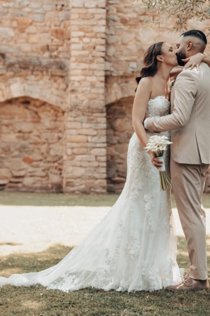 Long Ivory Wedding Dress Mermaid Strapless Lace Bridal Gown With Train