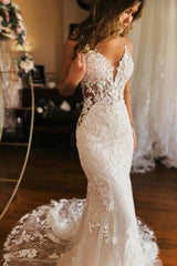Long Mermaid Wedding Dress Spaghetti Straps V Neck Backless Bridal Gown