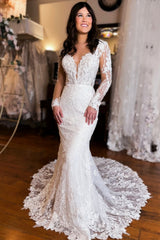 Long Mermaid Wedding Dress V Neck Backless Lace Bridal Gown With Long Sleeves