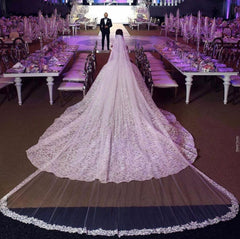Long Sleeveless Princess Off the Shoulder Lace Wedding Dress