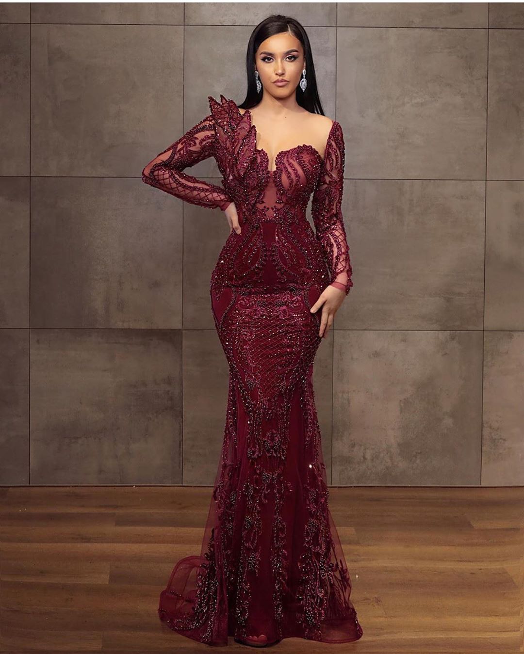 Long Sleeves Formal Dress Tulle Burgundy Lace Appliques Mermaid Evening Dress