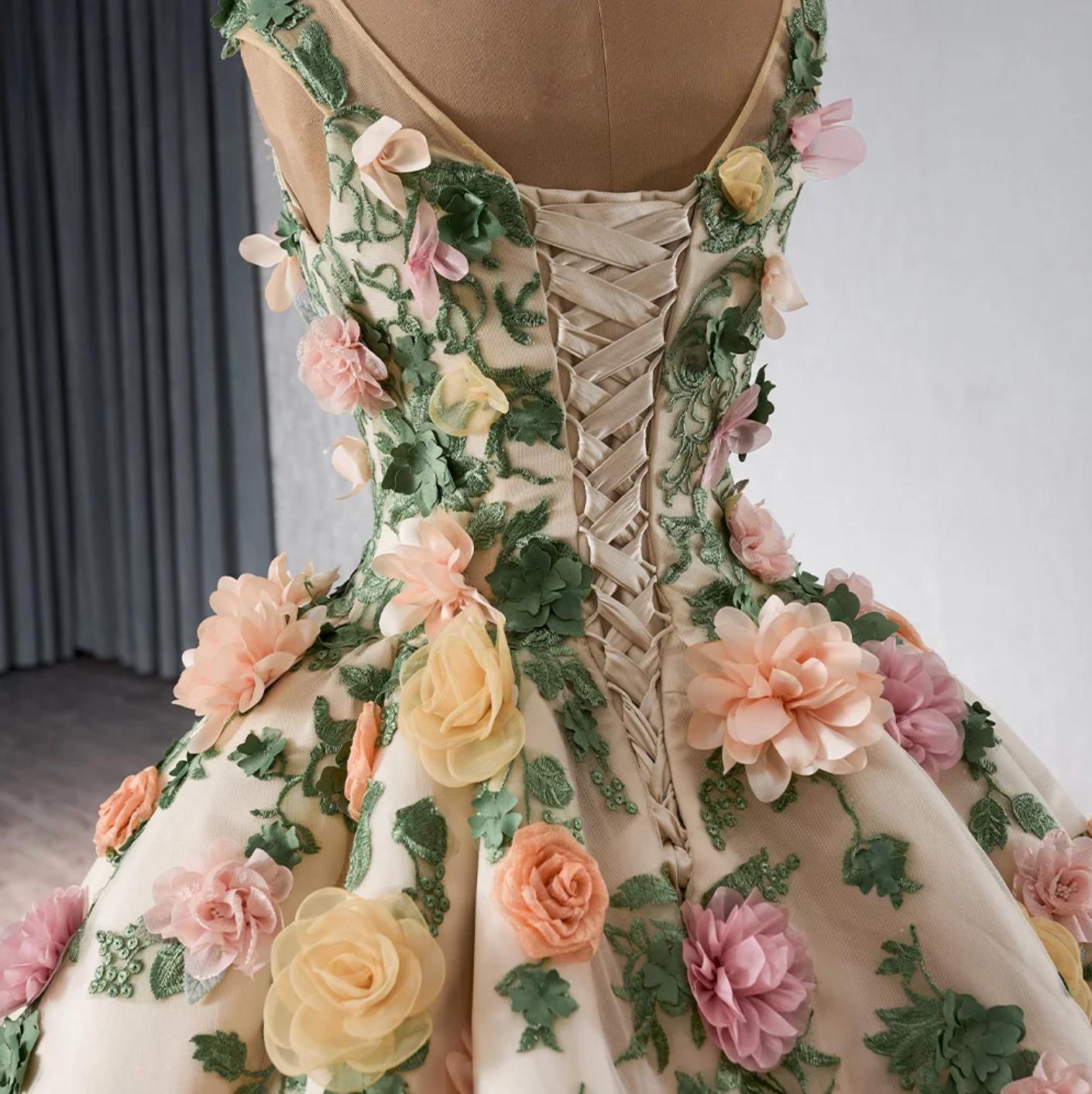 Luxury Bateau Neck Quinceanera Dress Ball Gown Sweet 16 Dress