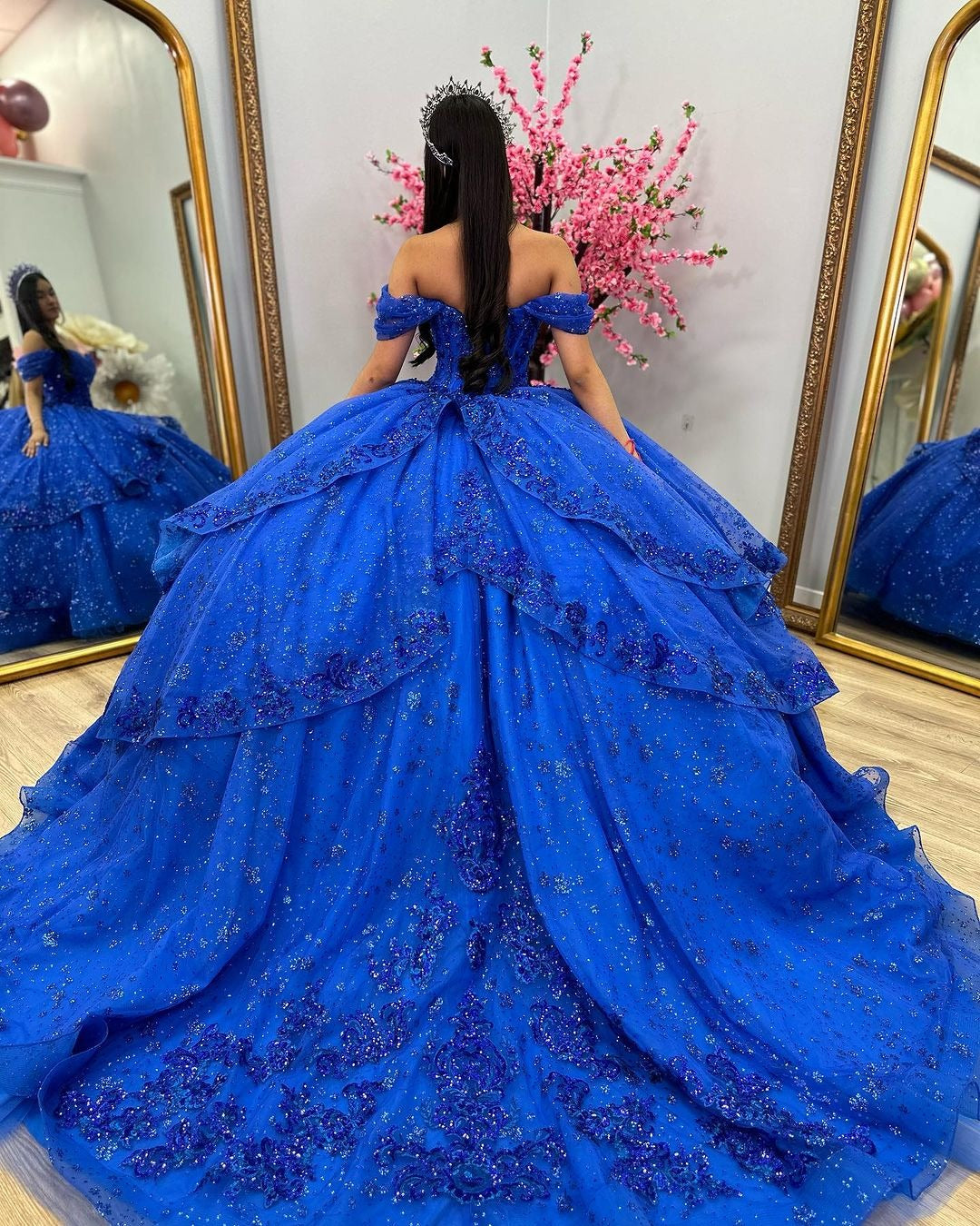 Luxury & Glamorous Ball Gown Off Shoulder Lace Appliques Beaded Tiered Glitter Ruffles Royal Blue Tulle Quinceanera Dress Evening Party Gown For Sweet 16