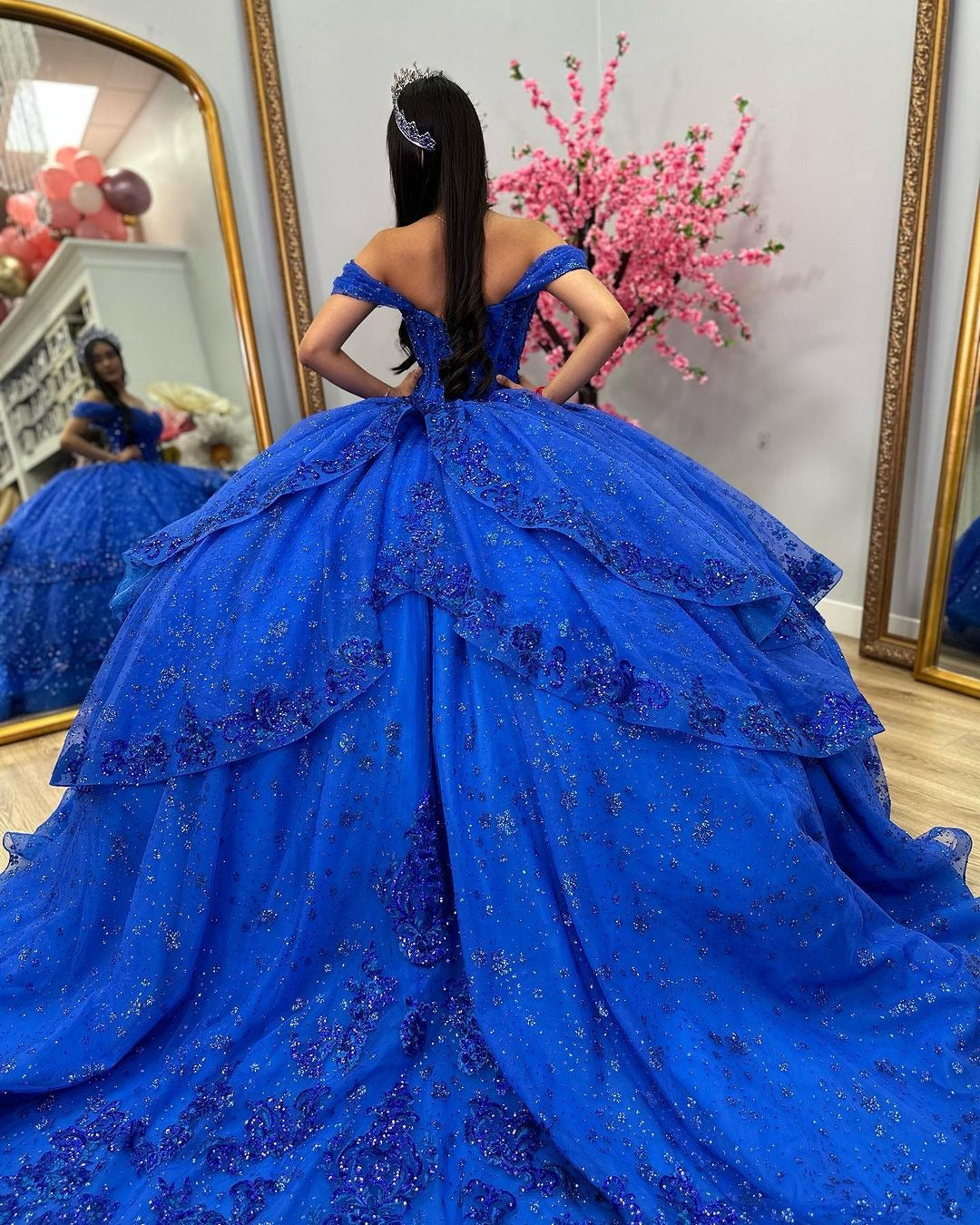 Luxury & Glamorous Ball Gown Off Shoulder Lace Appliques Beaded Tiered Glitter Ruffles Royal Blue Tulle Quinceanera Dress Evening Party Gown For Sweet 16