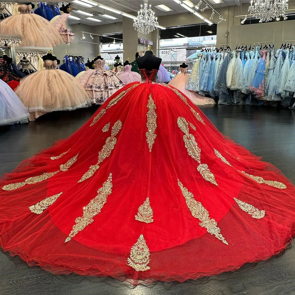 Luxury & Gorgeous Sweetheart Neck Long Sleeves Gold Appliques Red Tulle Quinceanera Dress Birthday Party Gown For Sweet 16