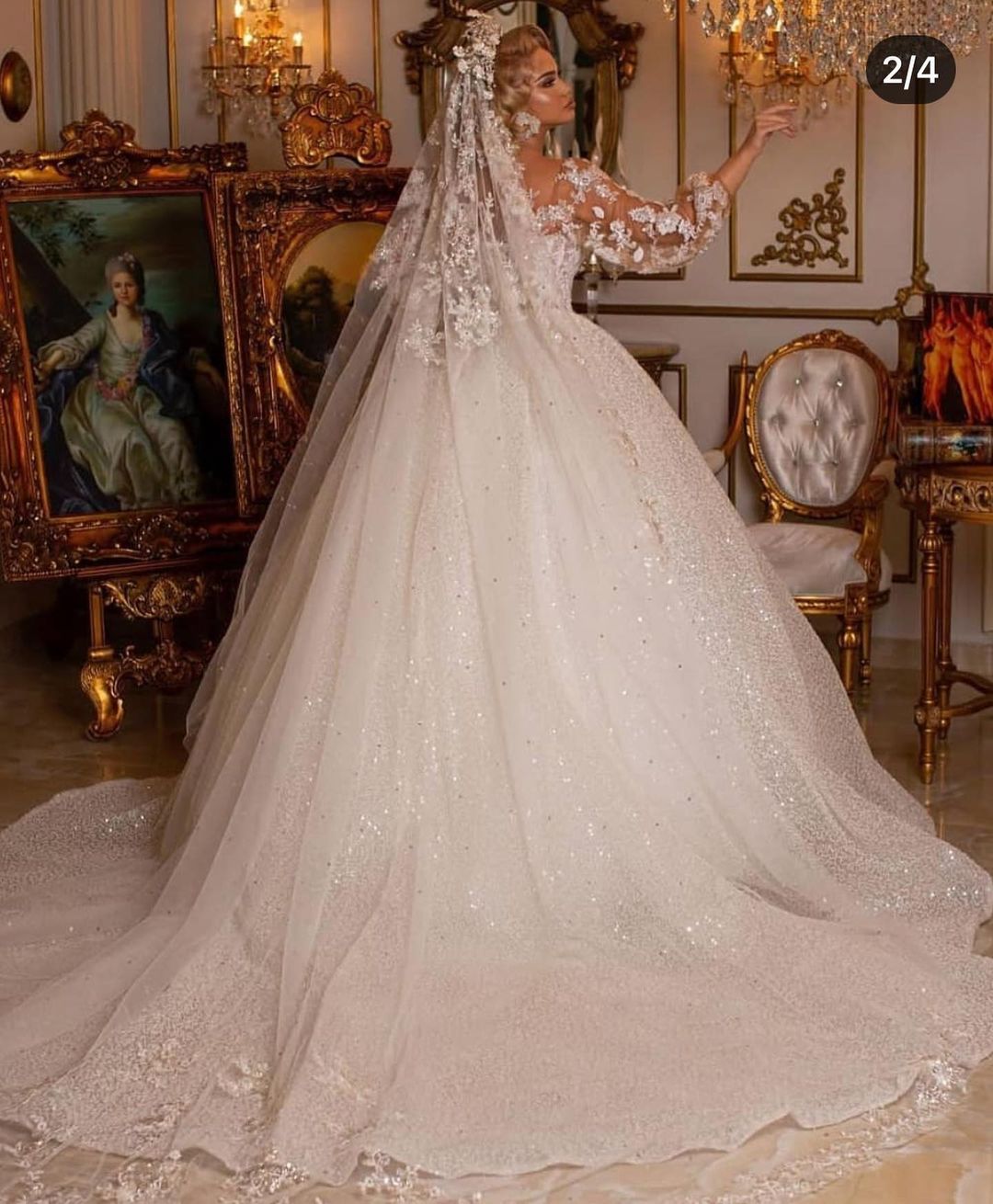 Luxury Long Ball Gown Puffy Sleeves Wedding Dress with and Appliques