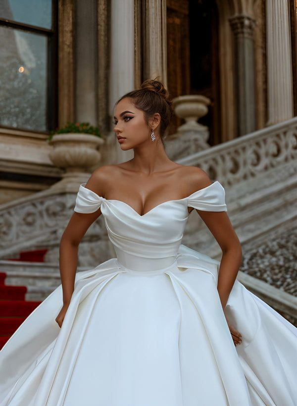 Luxury Satin Wedding Dress With Ruffle