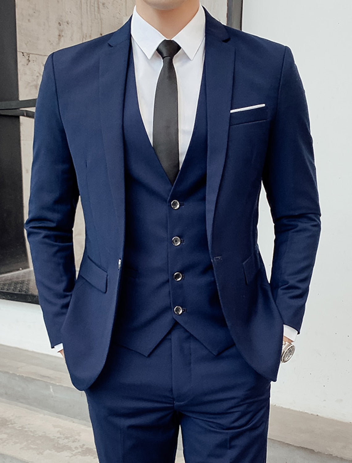 Men's Solid Colored 3-Piece Wedding Suit In Tailored Fit With Single Breasted Two-Button Design