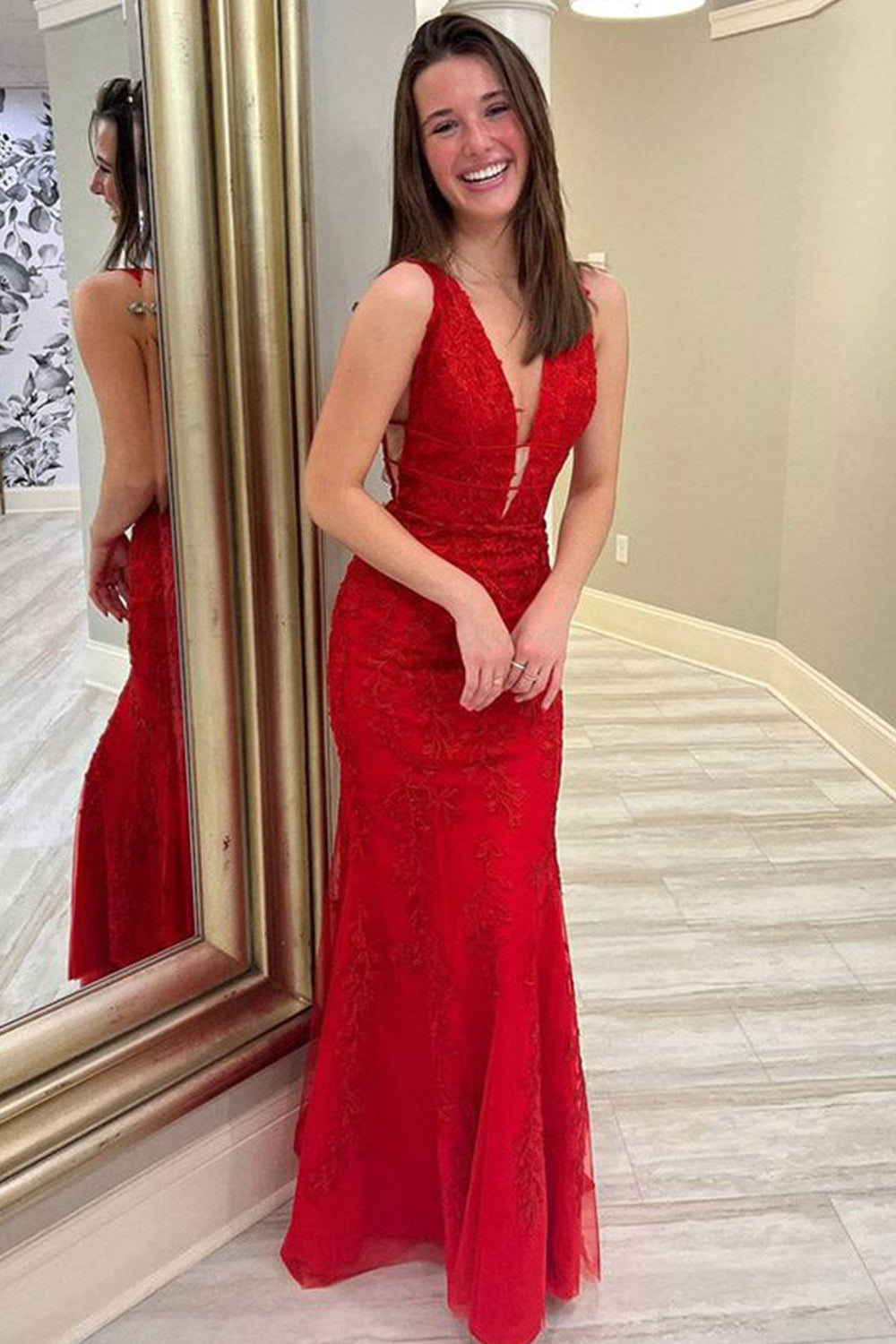 Mermaid Prom Dress Deep V Neck Pink Long Evening Dress with Appliques