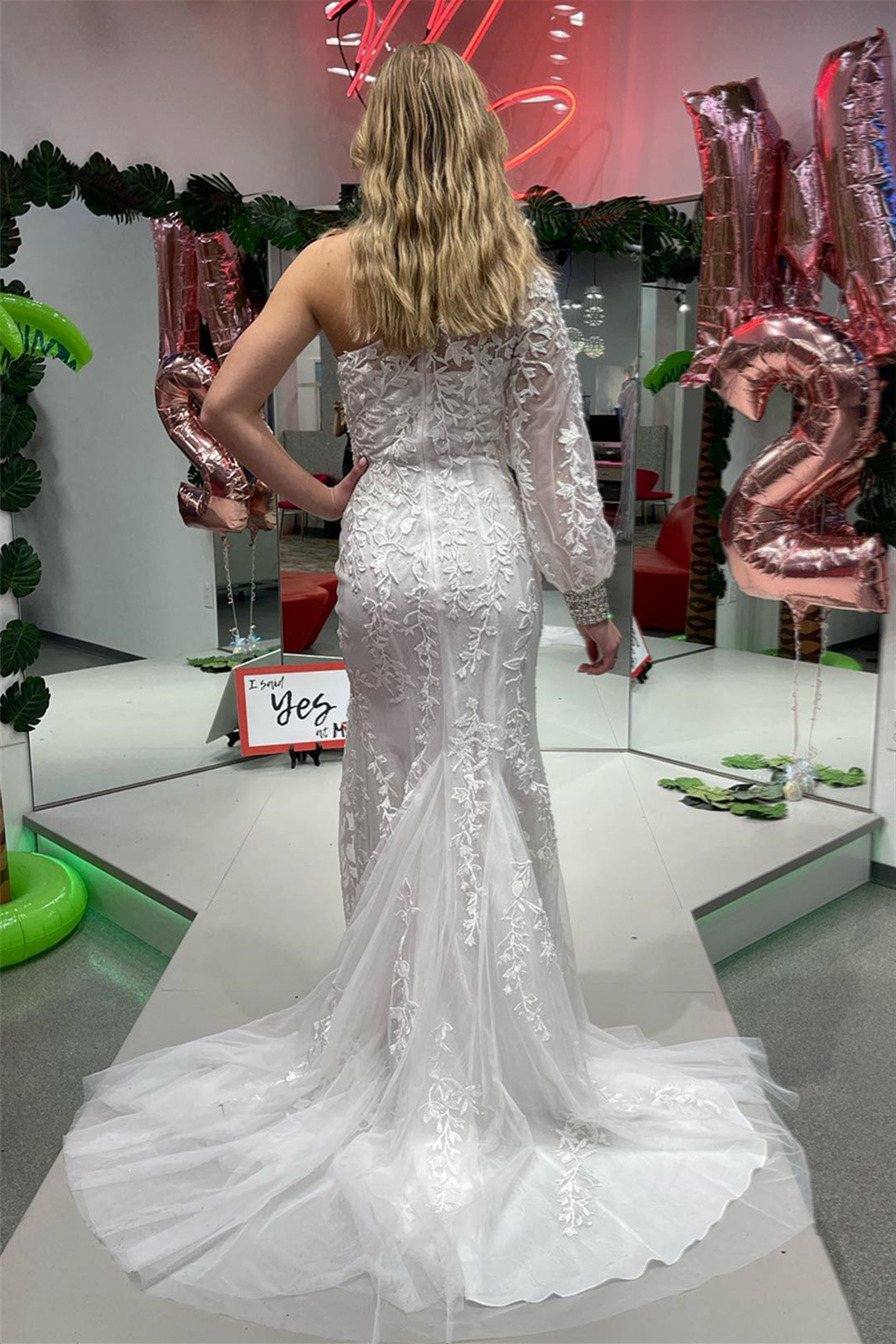 Mermaid Prom Dress One Shoulder Long Sleeve Lace Evening Dress