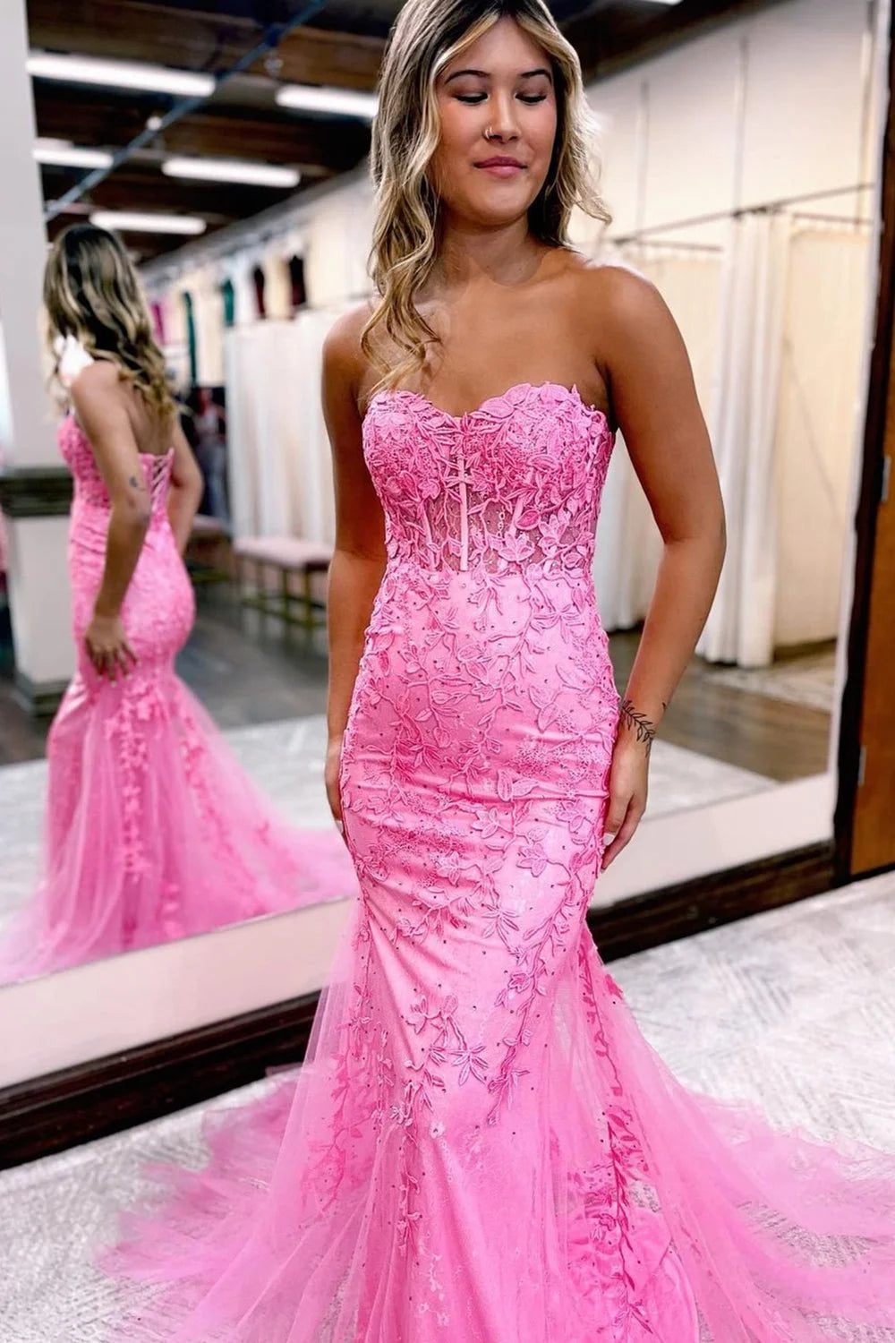 Mermaid Prom Dress Sweetheart Collar Neck Lace Long Elegant Evening Dress With Appliques