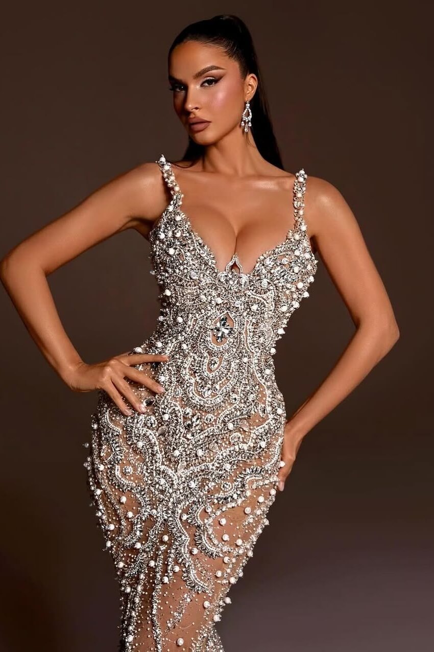 Mermaid Wedding Dress Spaghetti Straps Beaded Tulle Bridal Gown with Panel Train