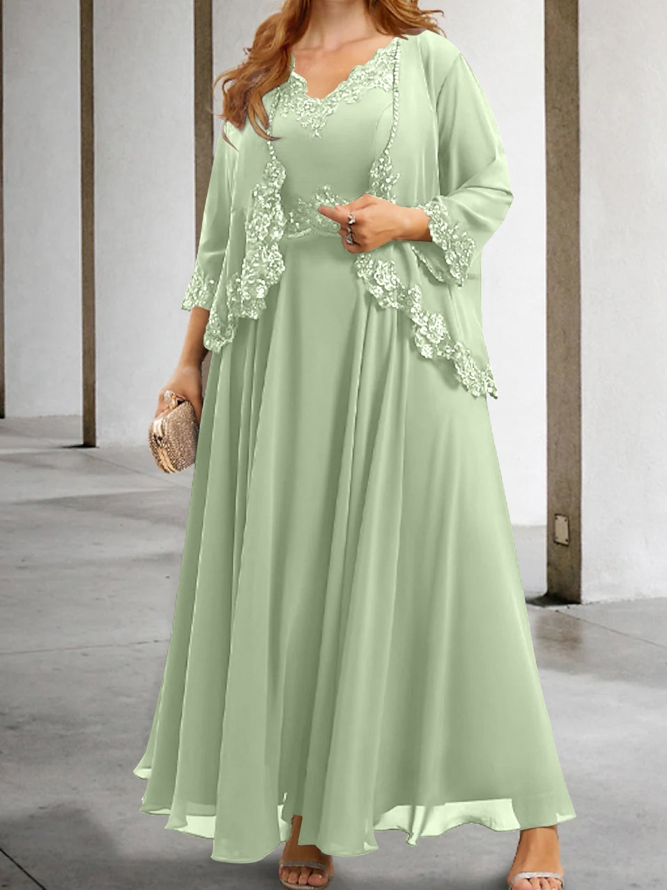 Mother of the Bride A-Line/Princess Dresses Featuring Applique & Sequins