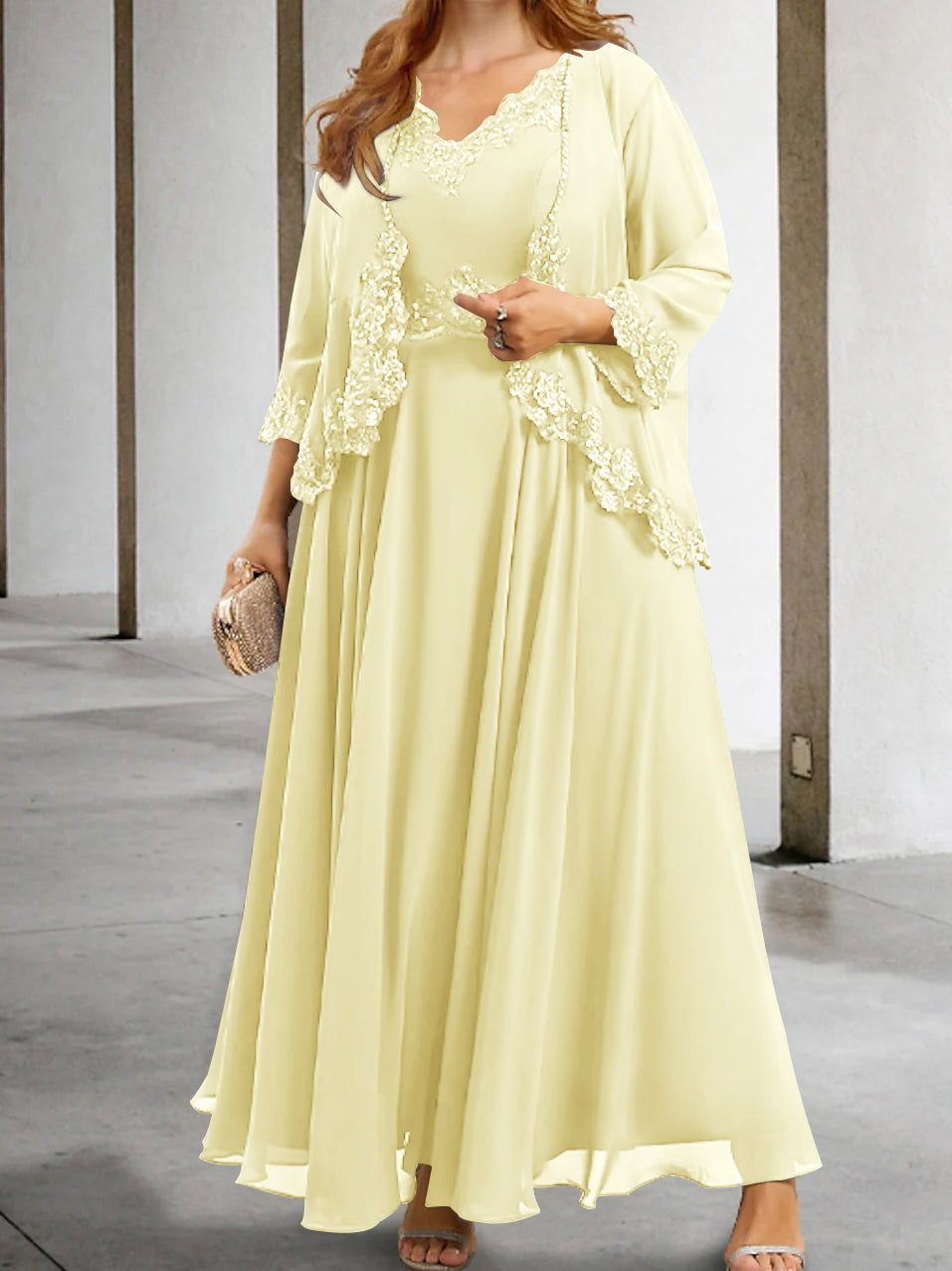 Mother of the Bride A-Line/Princess Dresses Featuring Applique & Sequins