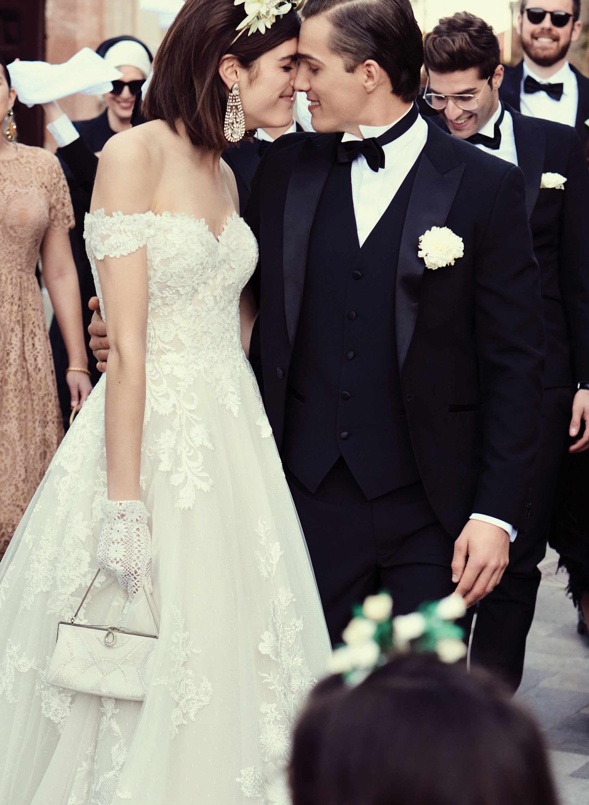Off The Shoulder Ball Gown Lace Wedding Dress With Tulle