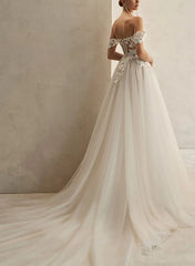 Off The Shoulder Sleeveless Court Train Lace/Tulle Wedding Dress