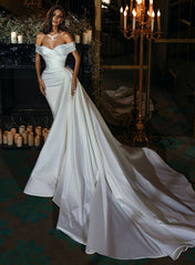 Off The Shoulder Sleeveless Court Train Wedding Dress With Beading
