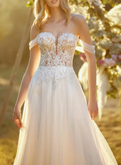 Off The Shoulder Sleeveless Lace/Tulle Wedding Dress With Appliques Lace