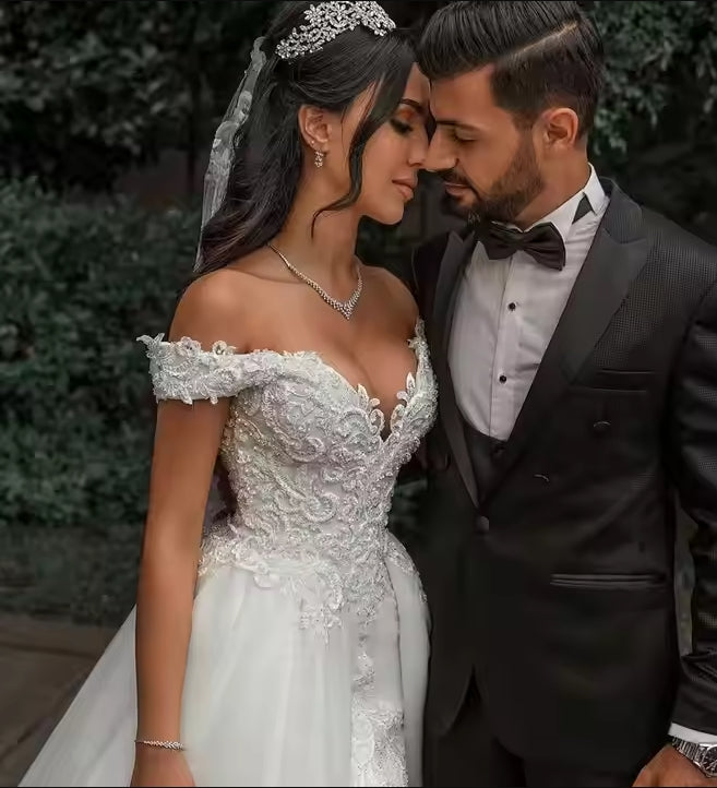 Off The Shoulder Sleeveless Wedding Dress With Lace Appliques