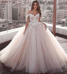 Off the Shoulder Sweetheart Ball Gown Wedding Dress with Appliques