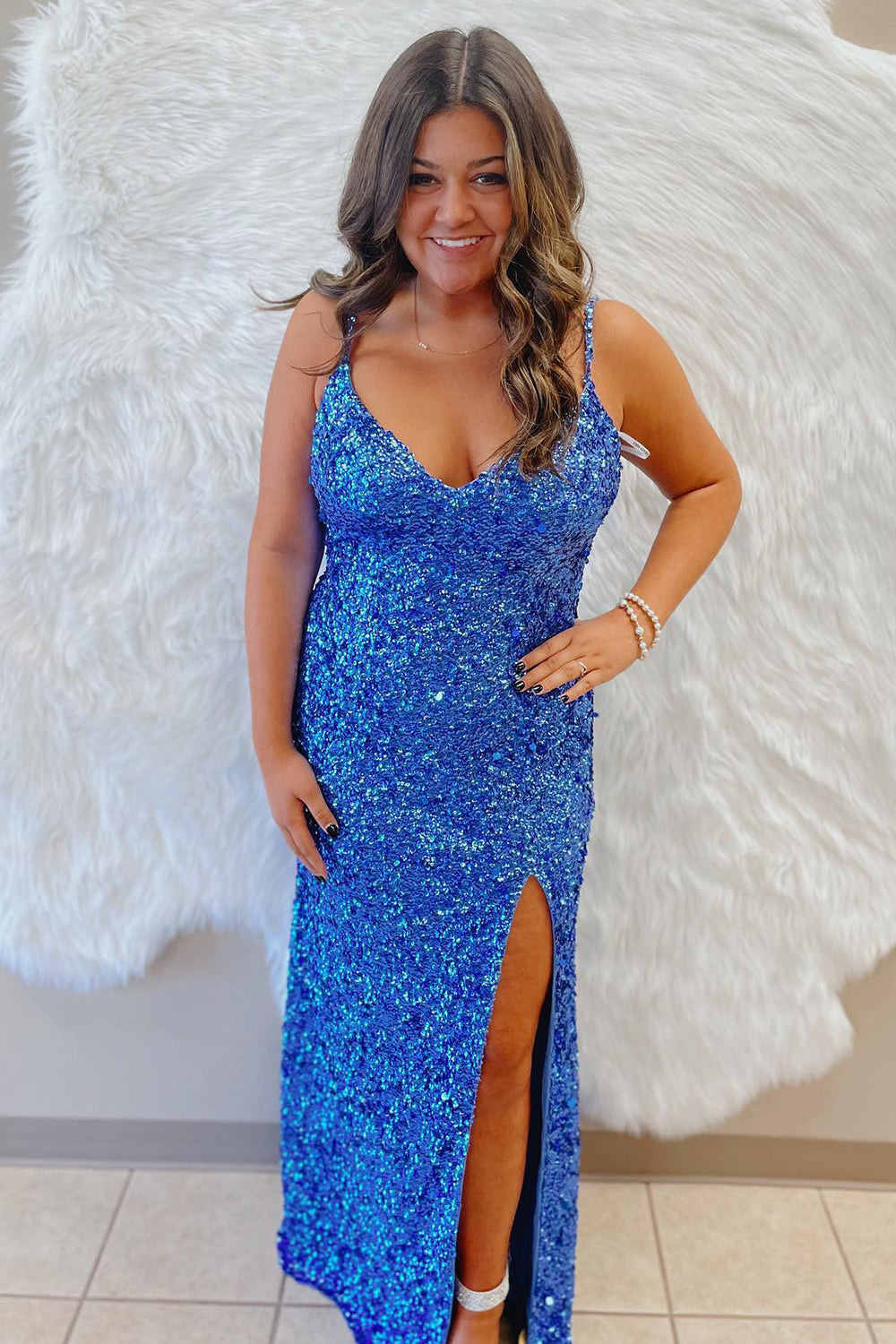 Orange Prom Dress Sparkly Mermaid V Neck Sequined Long Evening Dress