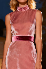 Dressystars Pink High Neck A-Line Long Velvet Holiday Party Dress With Belt
