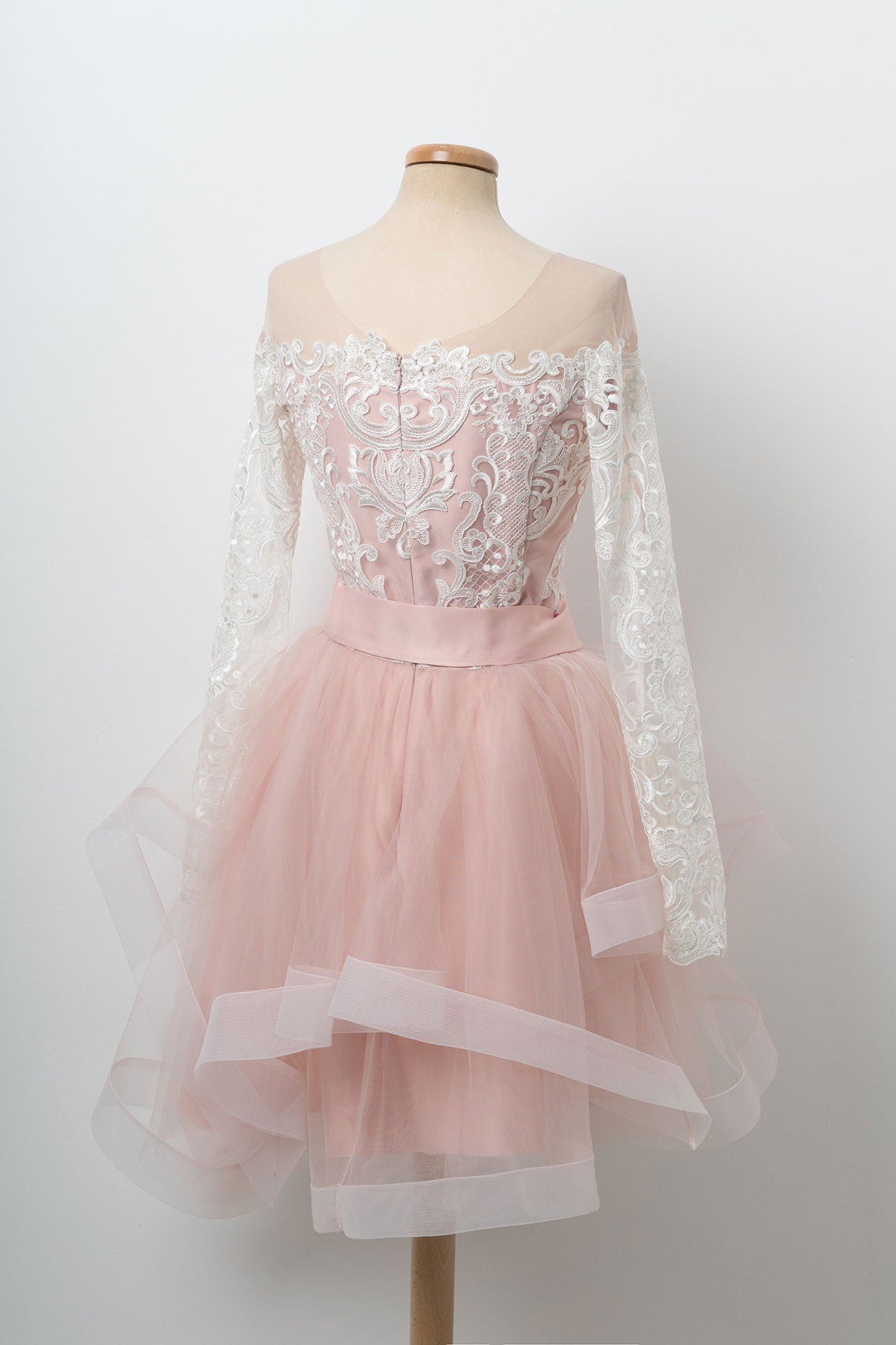 Pink Homecoming Dress Round Neck Tulle Lace Short Party Cocktail Dress
