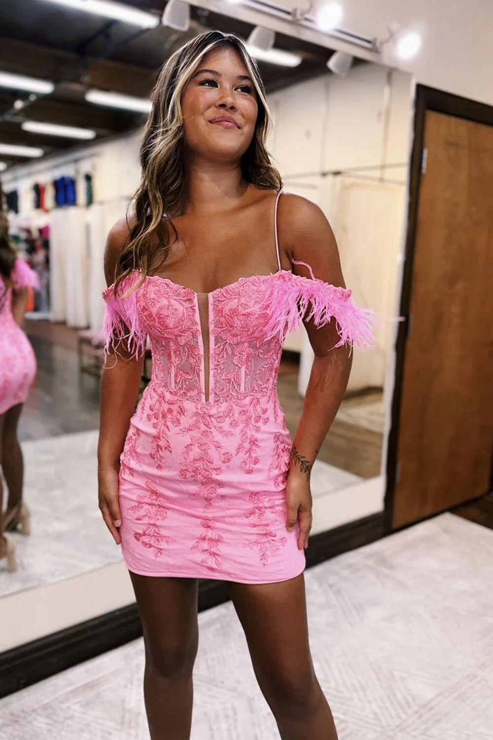 Pink Homecoming Dresses Corset Sequin Tight Short Cocktail Dresses With Feather