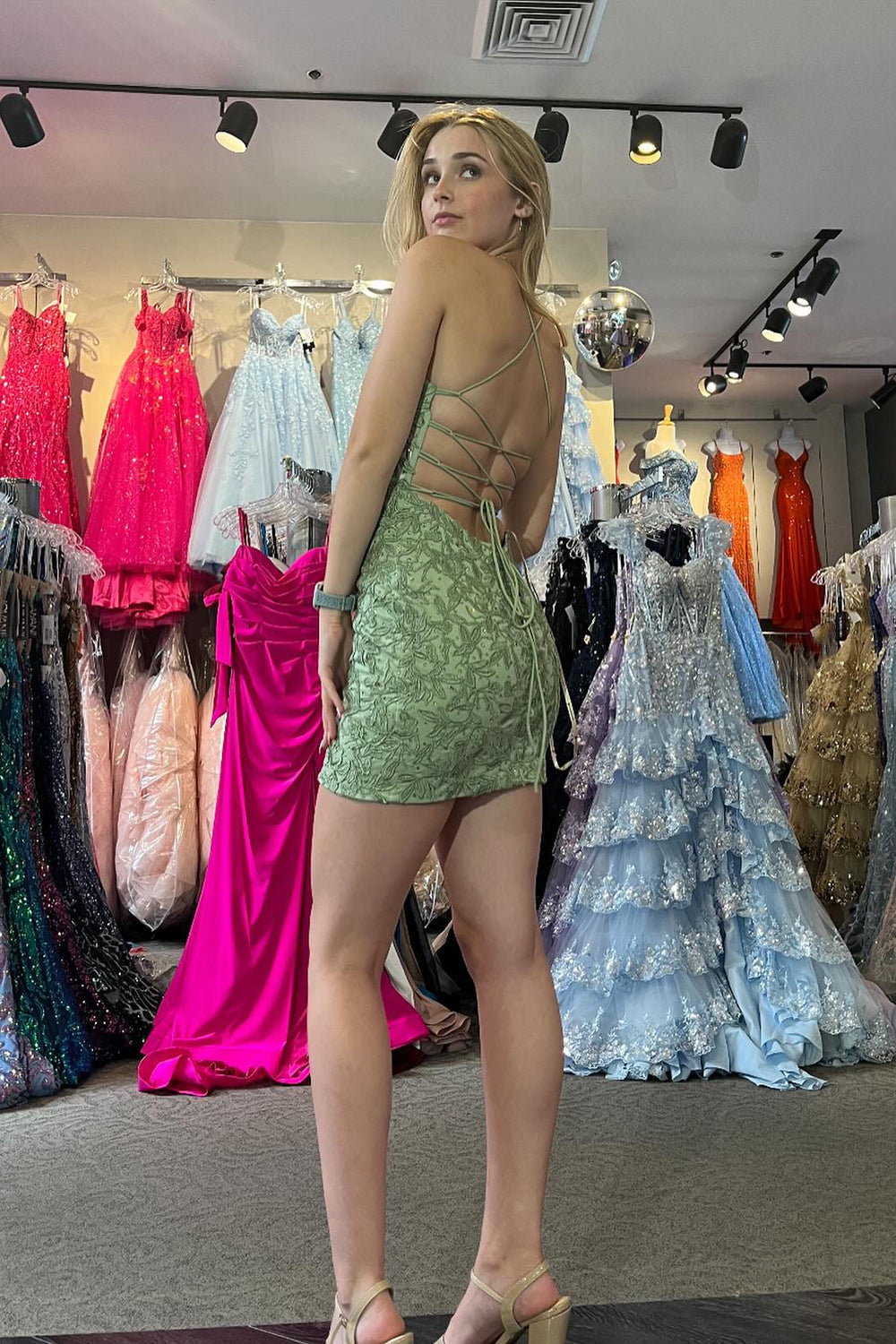 Pink Homecoming Dresses Spaghetti Straps Tight Short Cocktail Dresses with Appliques