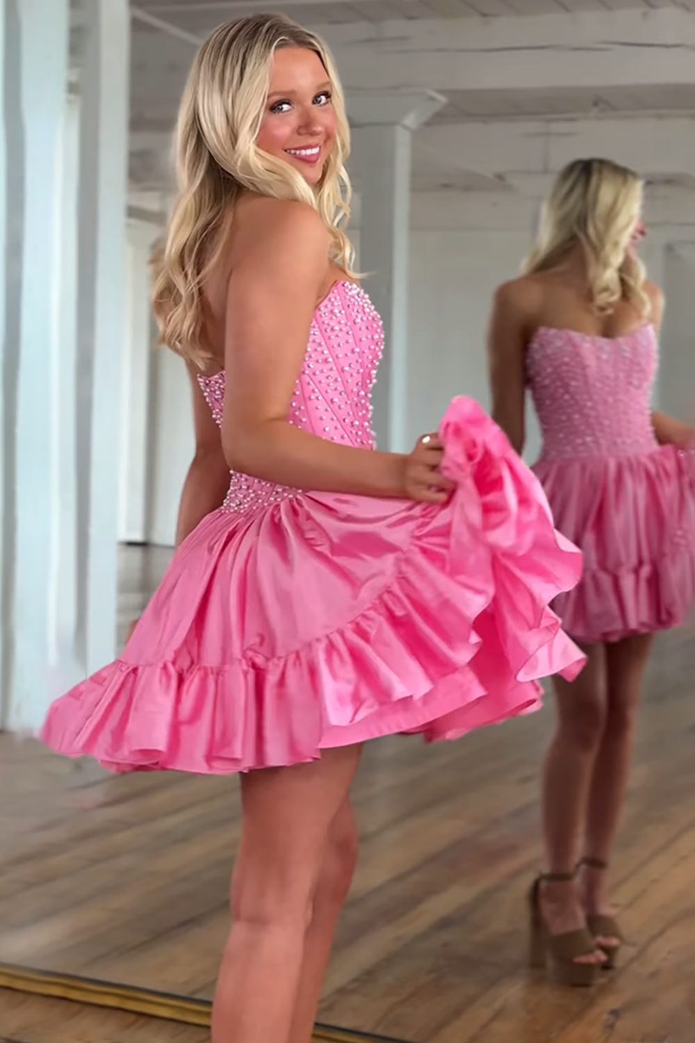 Pink Satin Strapless Homecoming Dresses Ruffled Short Corset Cocktail Dresses With Pearls