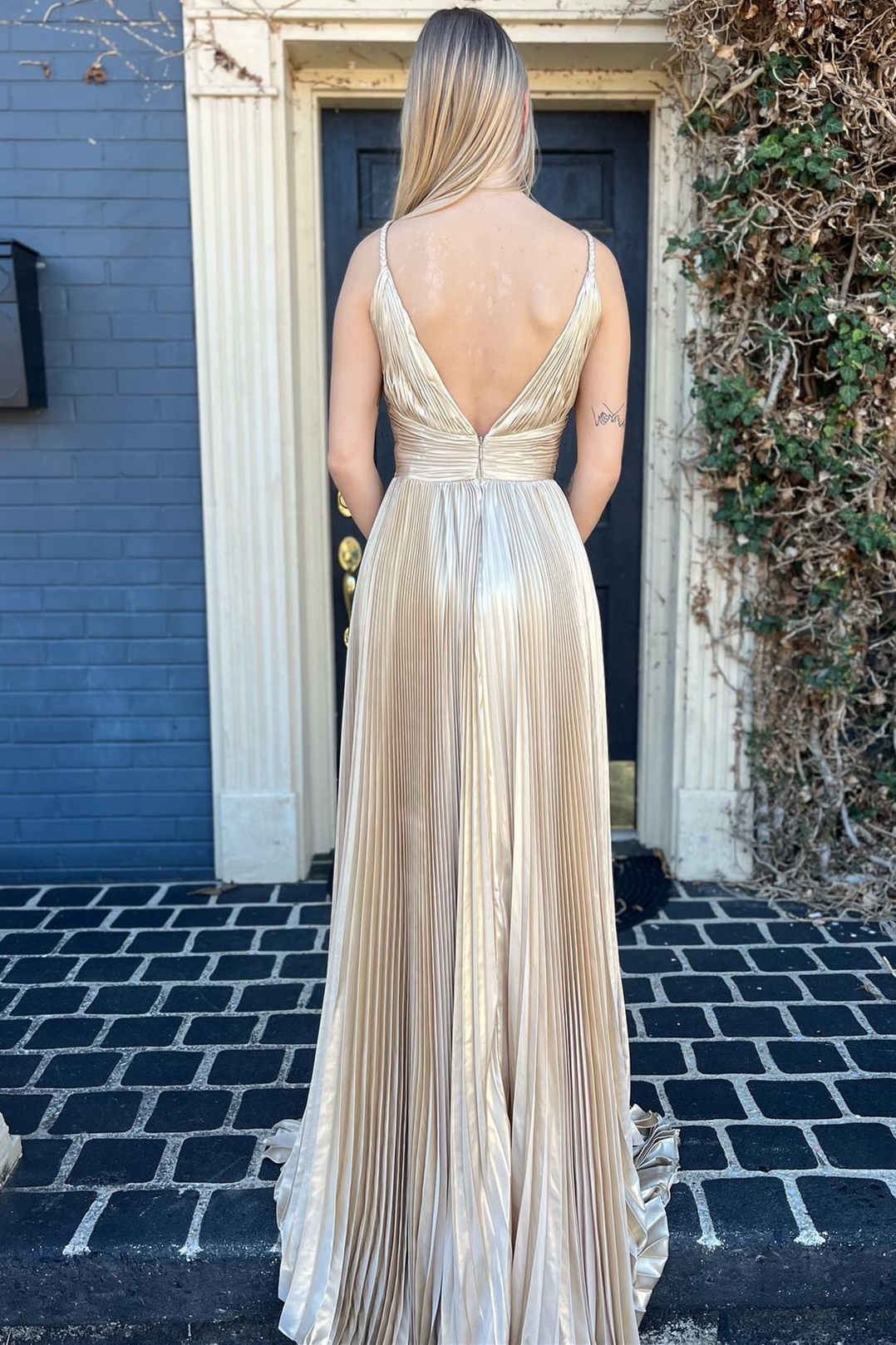 Plunging V Neck Gold Prom Dress Pleated Long Evening Dress