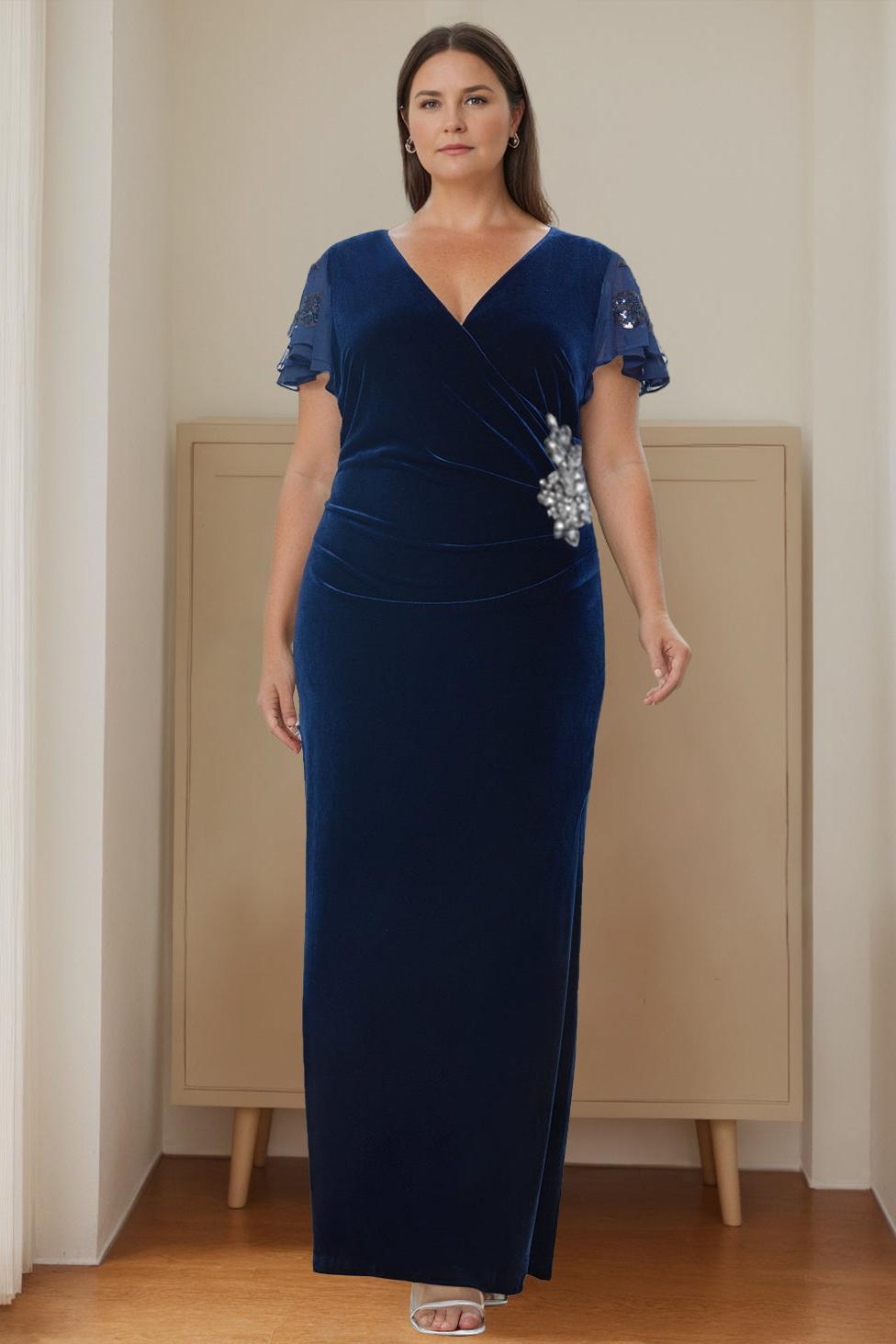 Plus Size Velvet Mother of the Bride Dress with V-Neck Ruffles and Appliques